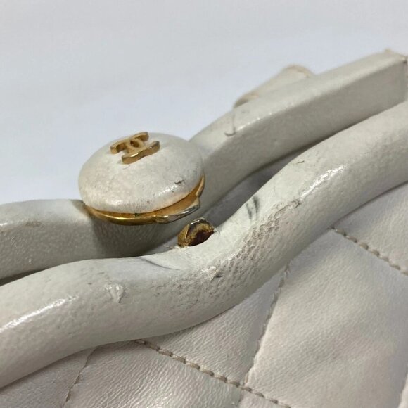 CHANEL CC Mark CC Matelasse Quilted Kisslock Waist Pouch Chain with Fringe - Picture 15 of 16